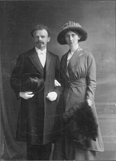 1914 23 dec trouwfoto Neelie.JPG